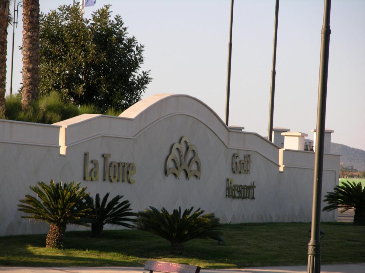 La Torre Apartment - Lm 4309 Roldan ภายนอก รูปภาพ
